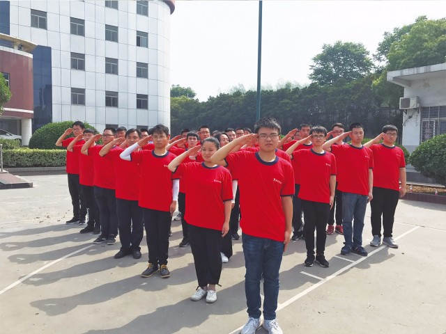 青春放飞梦想 洋丰成绩未来——2019年J9集团“百人妄想”培训及导师带徒签约仪式圆满完成-新闻动态-J9集团